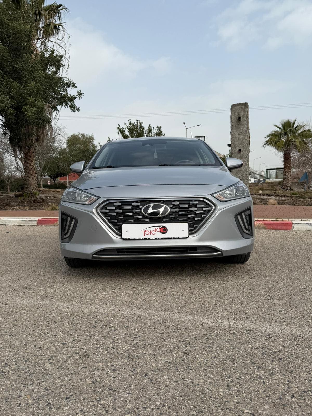 יונדאי איוניק 3