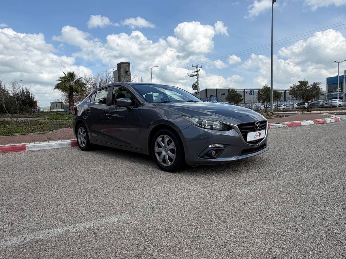מאזדה 3 3