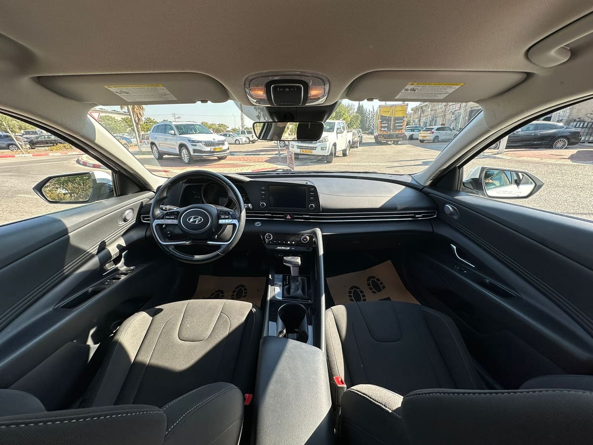 יונדאי אלנטרה 3