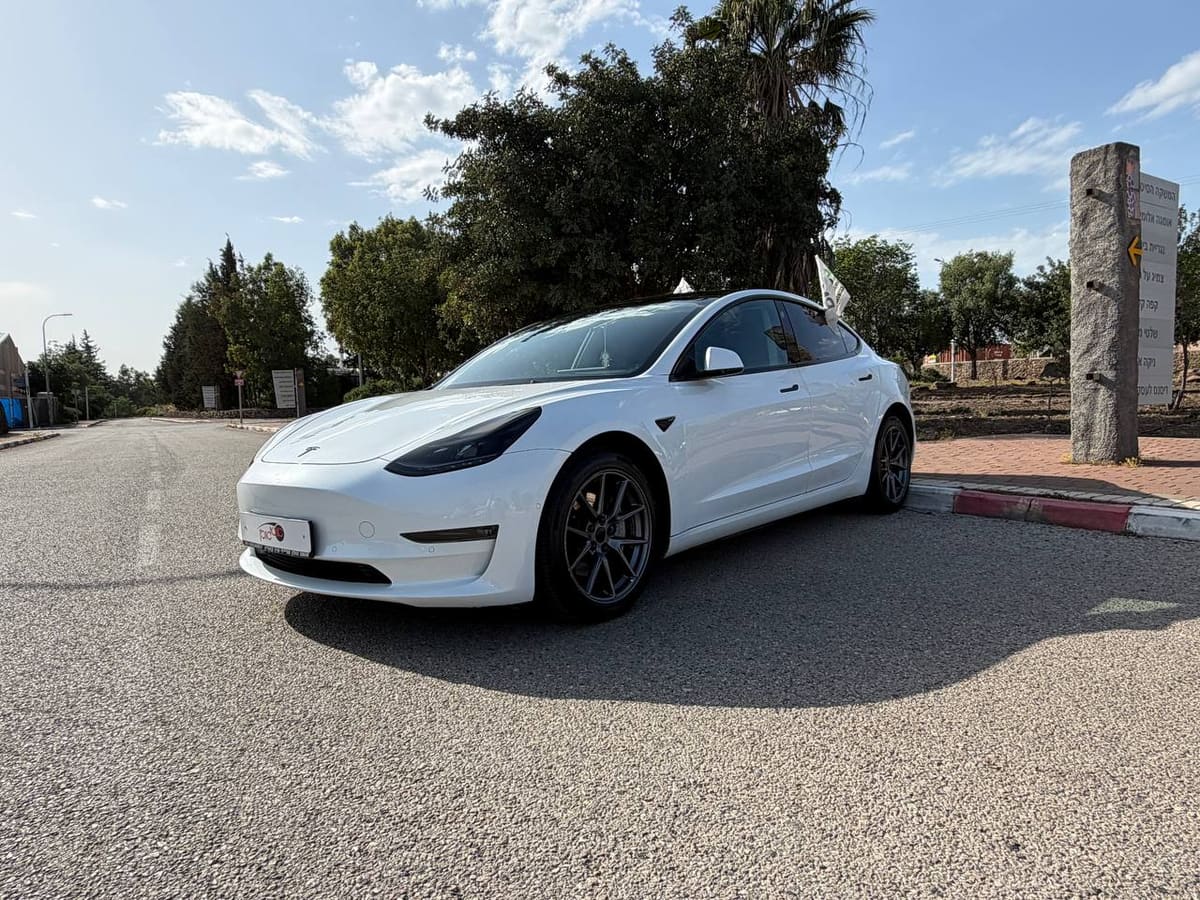 טסלה מודל 3