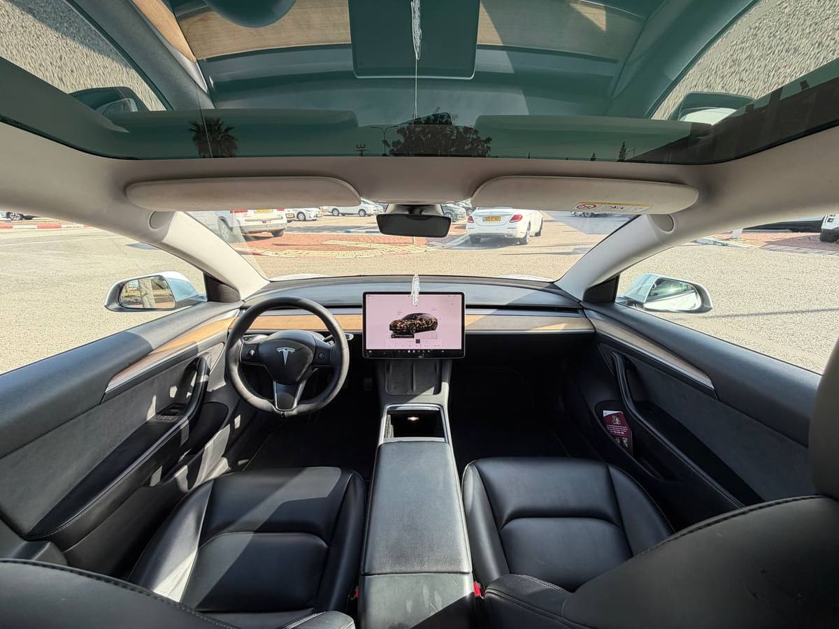 טסלה מודל 3 4