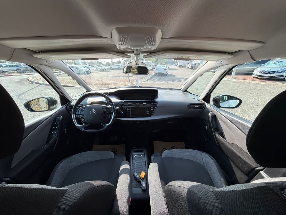 סיטרואן SPACETOURER 3